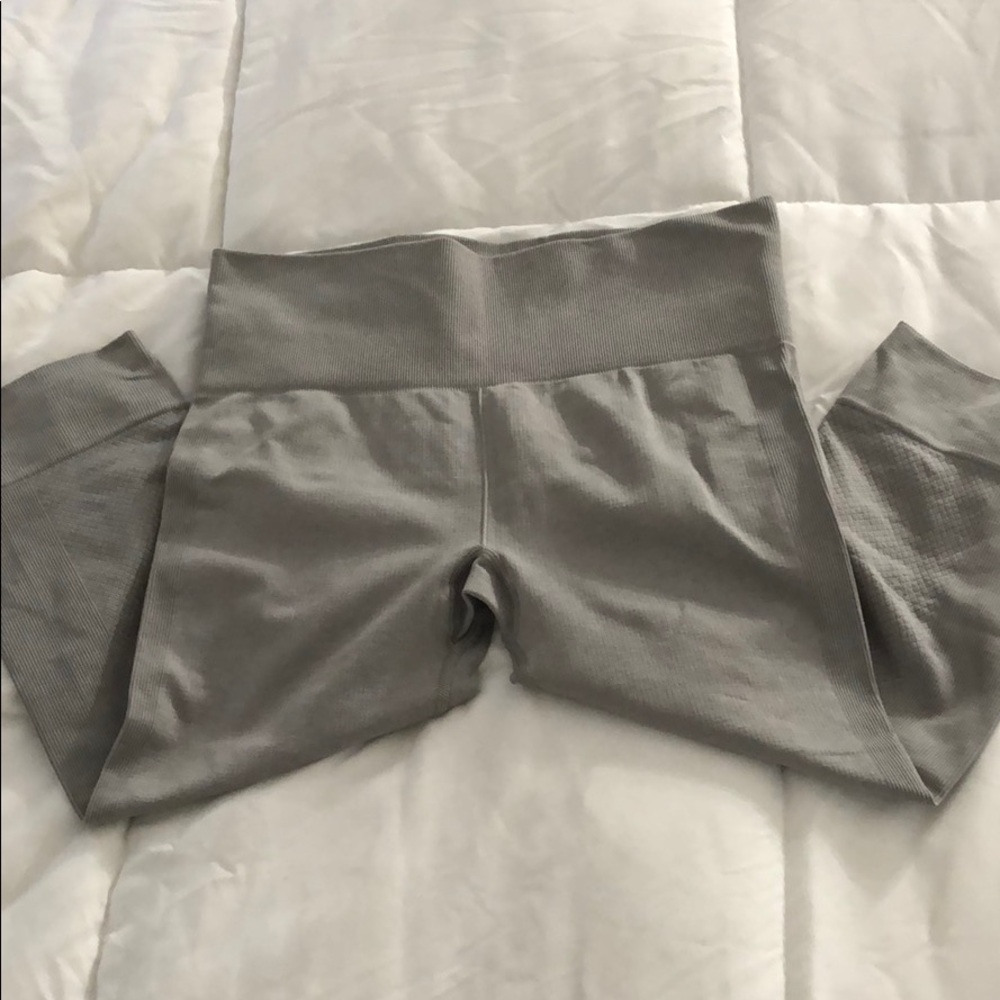Lululemon compression capri NWOT